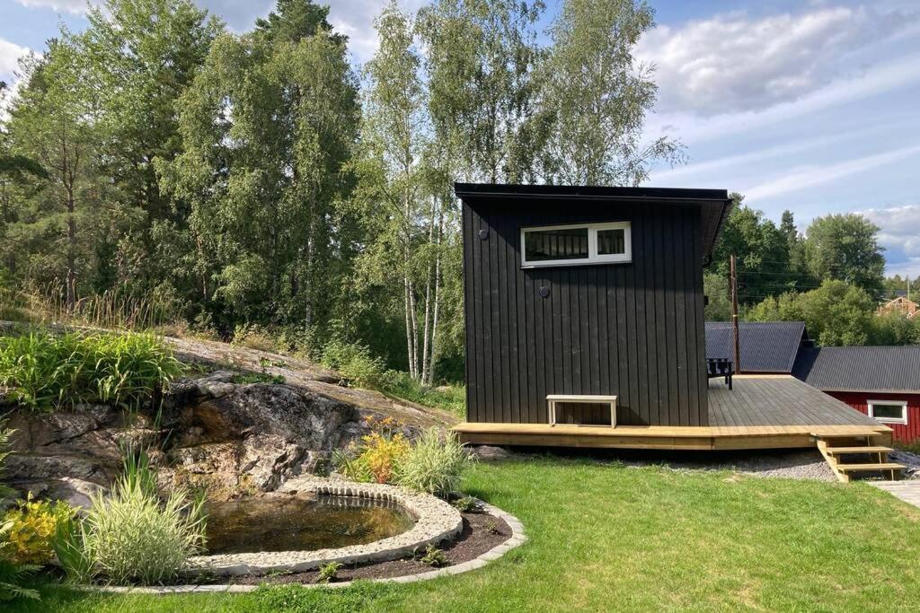 Cabin In The Woods, Close To Lake Maelaren Эскильстуна Экстерьер фото
